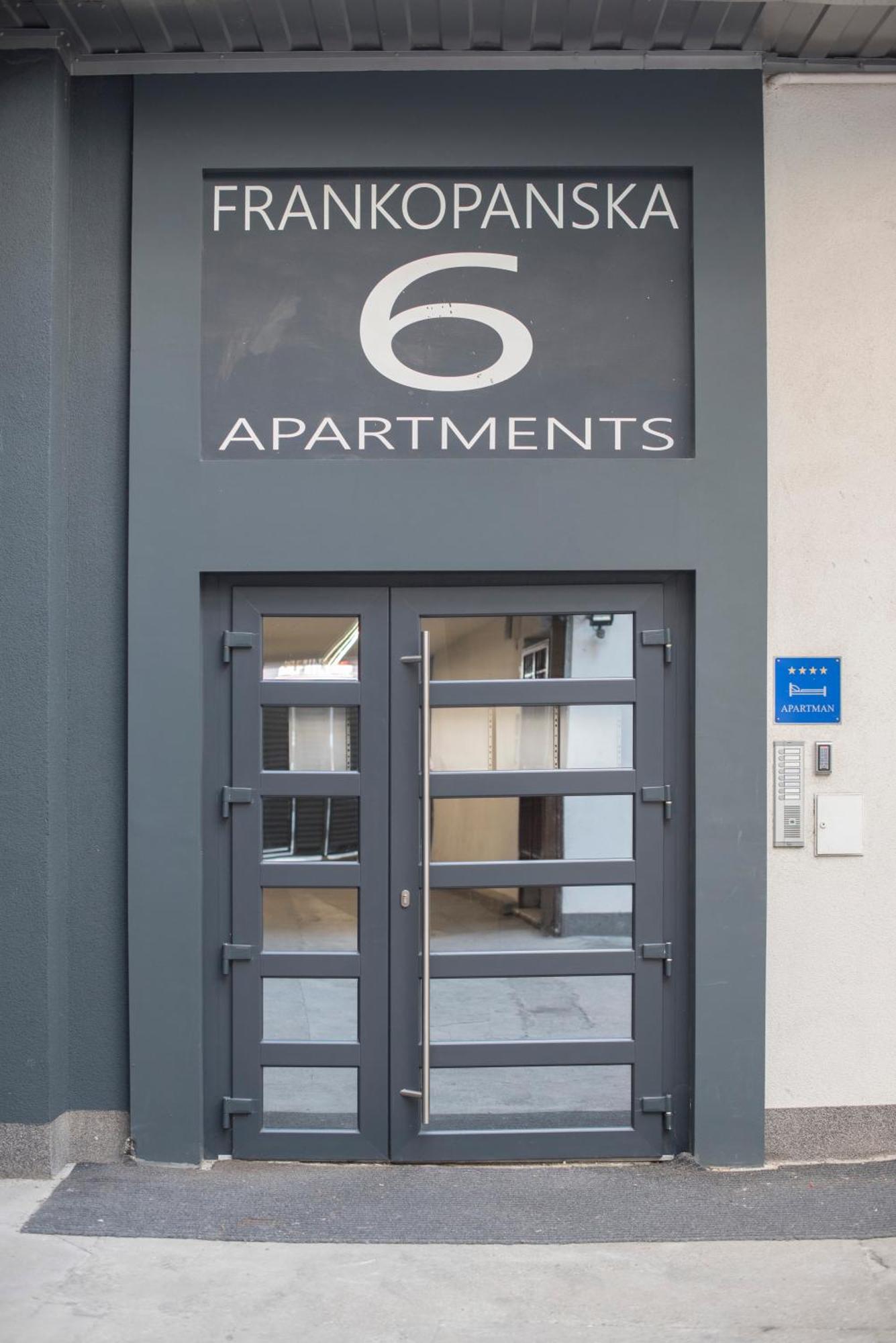 Franky Apartment *