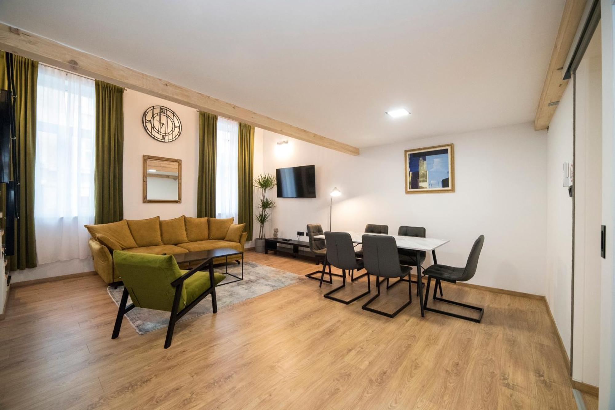 Franky Apartment
