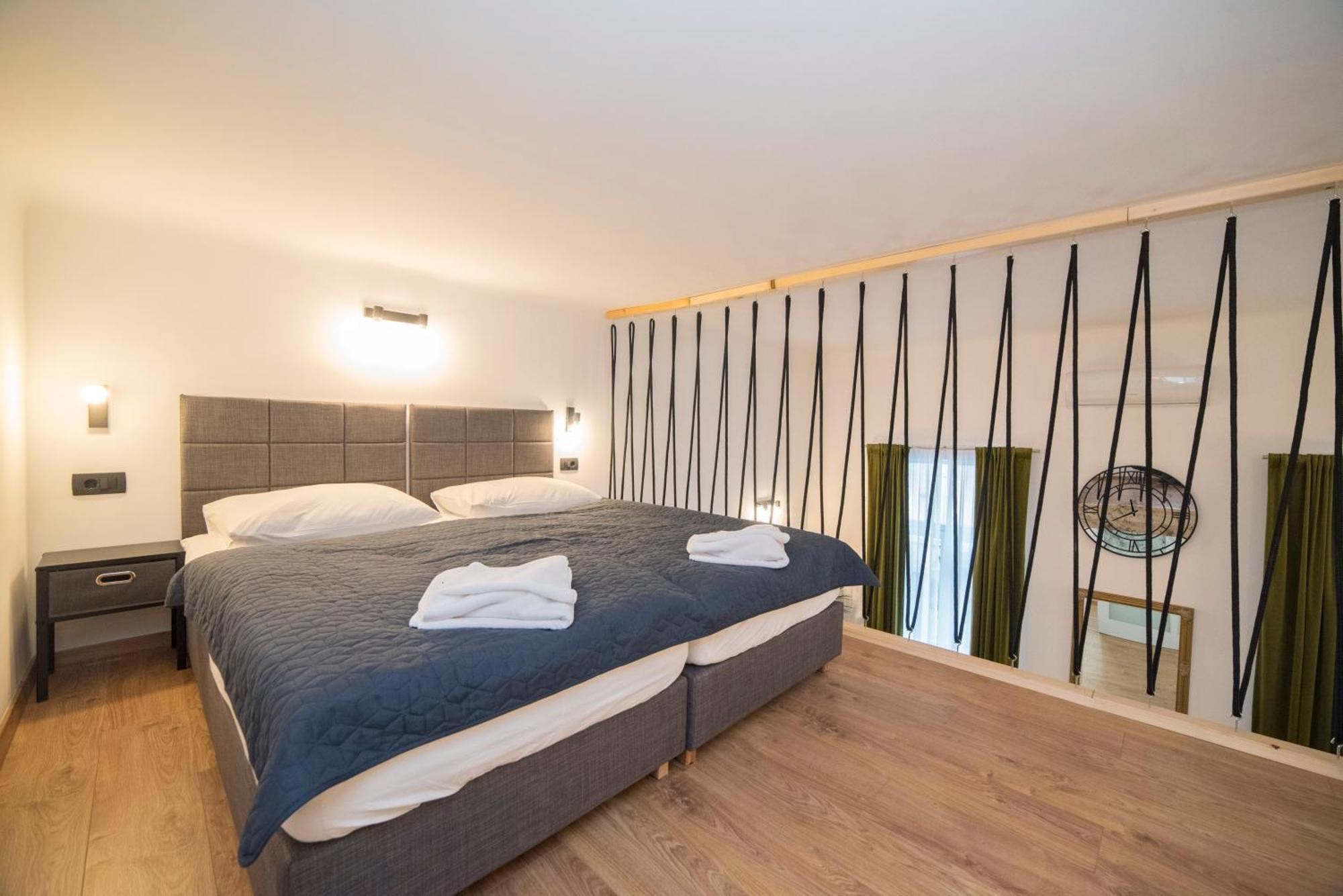 Franky Apartment