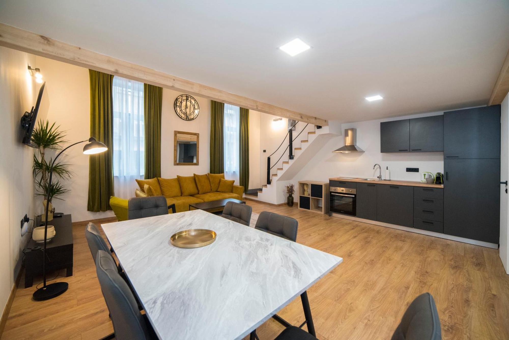 Franky Apartment